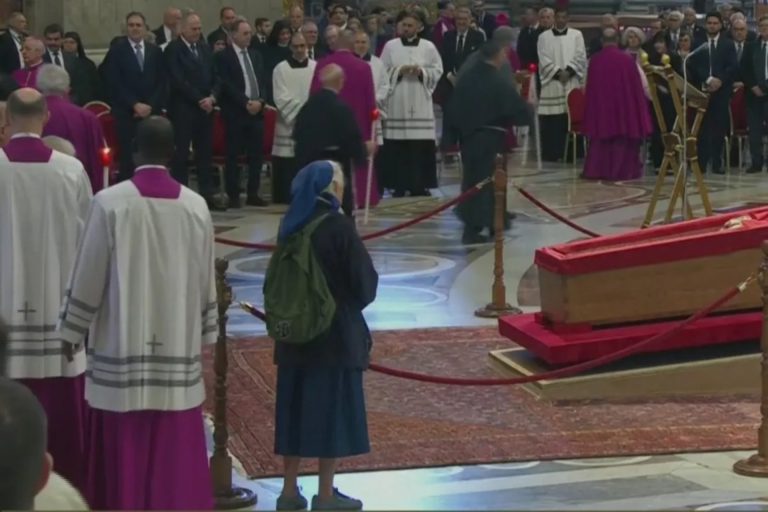 monja-salta-protocolo-funeral-papa-francisco-1