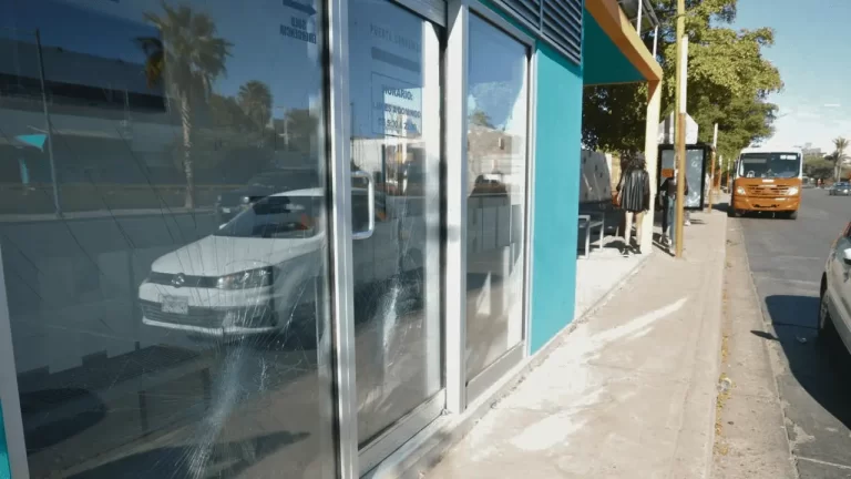 cuando-funcionaran-las-paradas-refrigeradas-en-hermosillo-5832e33f-focus-min0.57-min0.22-1300-865