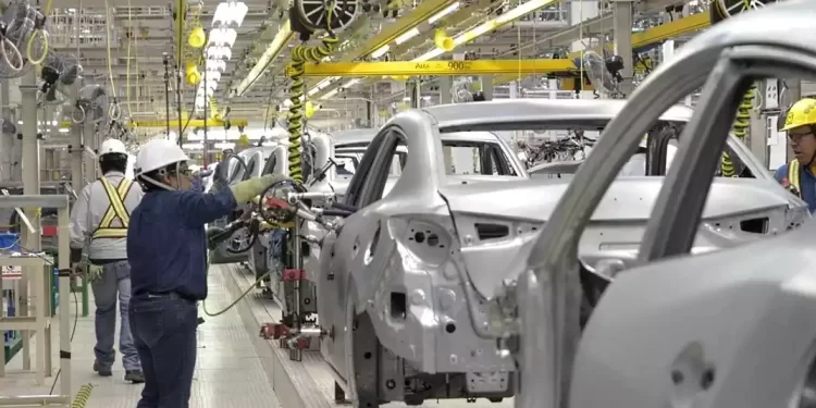 1-produccion-autos-ligeros-octubre-750x375-1