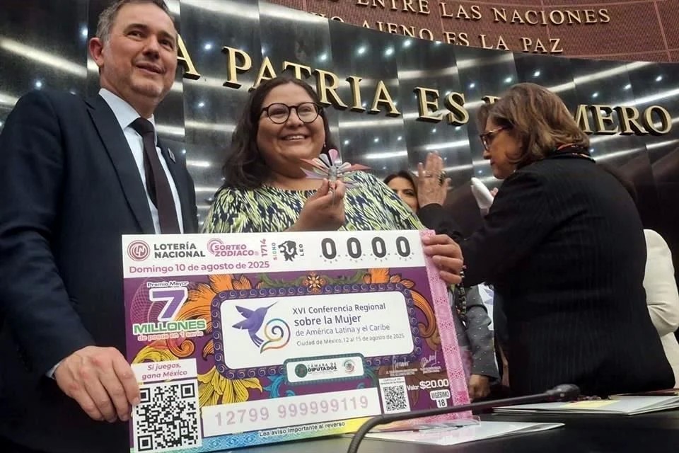 899505881