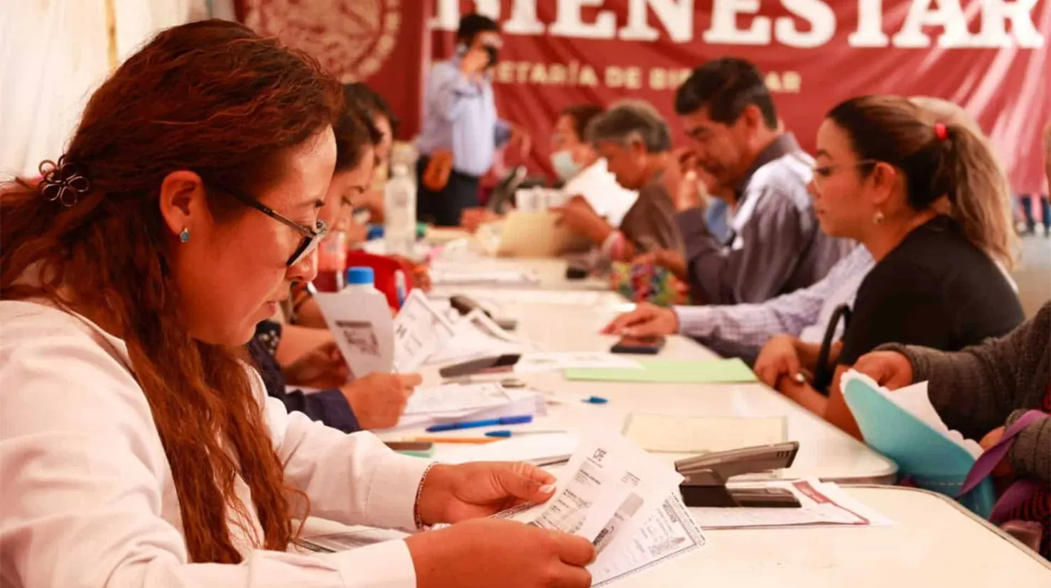 estos-programas-del-bienestar-tienen-convocatoria-abierta-en-octubre-ca747675-focus-0-0-1479-828