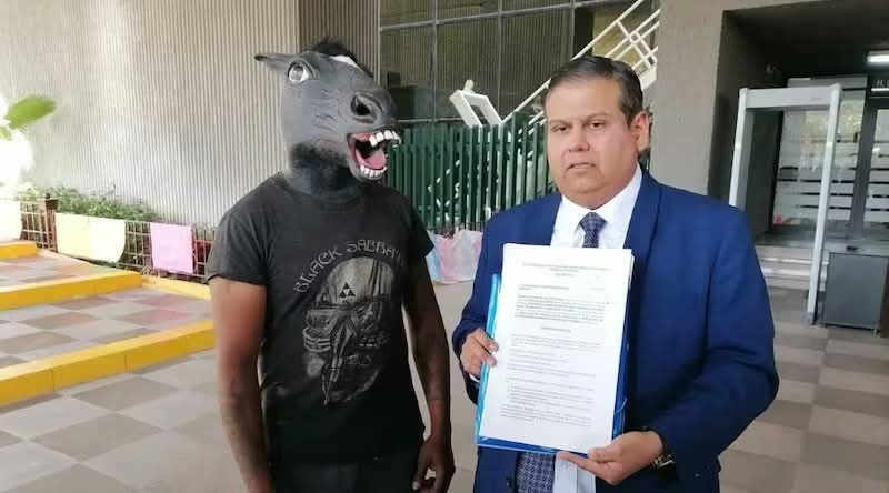 CaballoyAbogdado