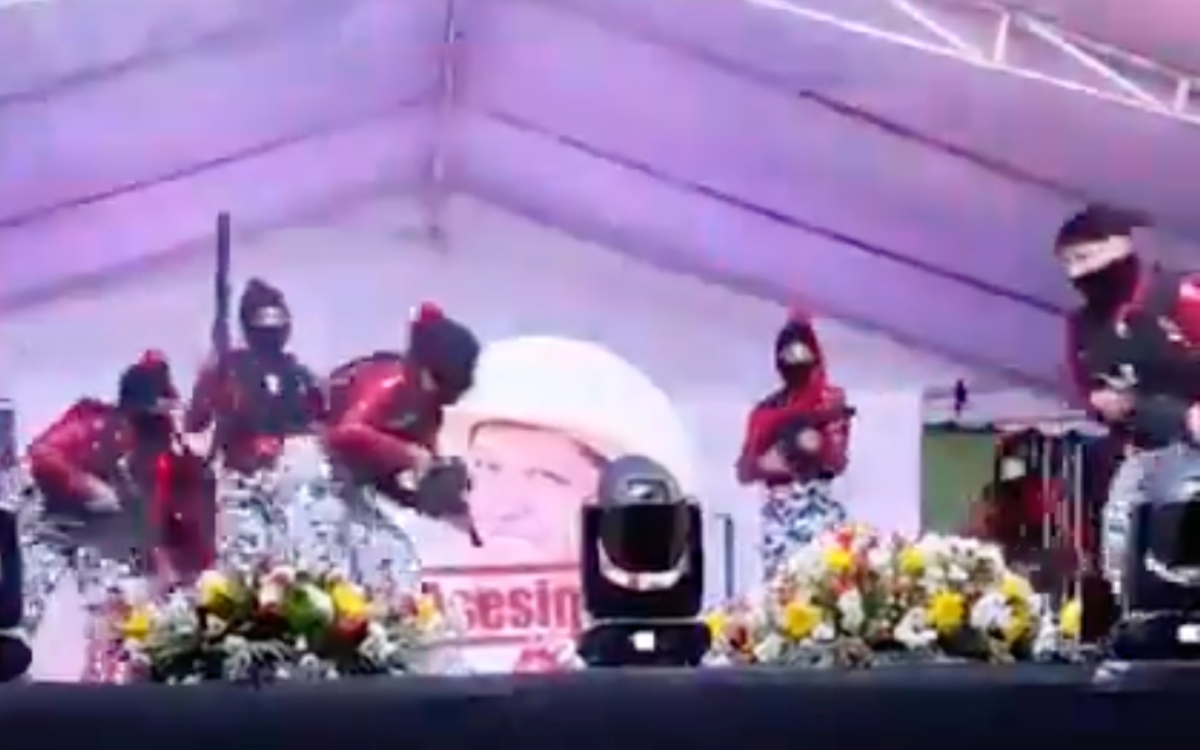 estudiantes-cobaem-armas-falsas-sicarios-apologia-delito-alcaldes-asesinados-michoacan-26032026