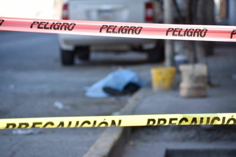 Seis personas han sido asesinadas en lo que va del día, entre ellas dos mujeres, en diferentes hechos violentos en la capital guerrerense